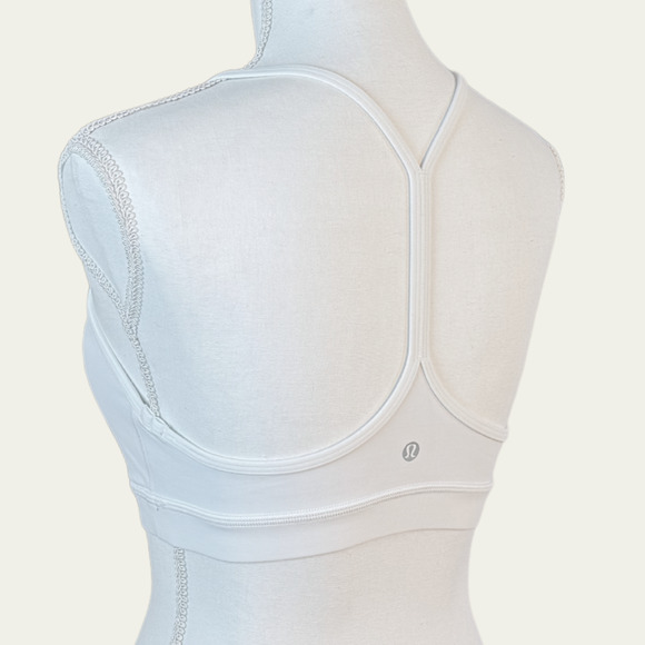 2 Lululemon Wunder Train Sports Bras size 8 Strappy Back Yoga Racer Padded Run - Picture 7 of 10